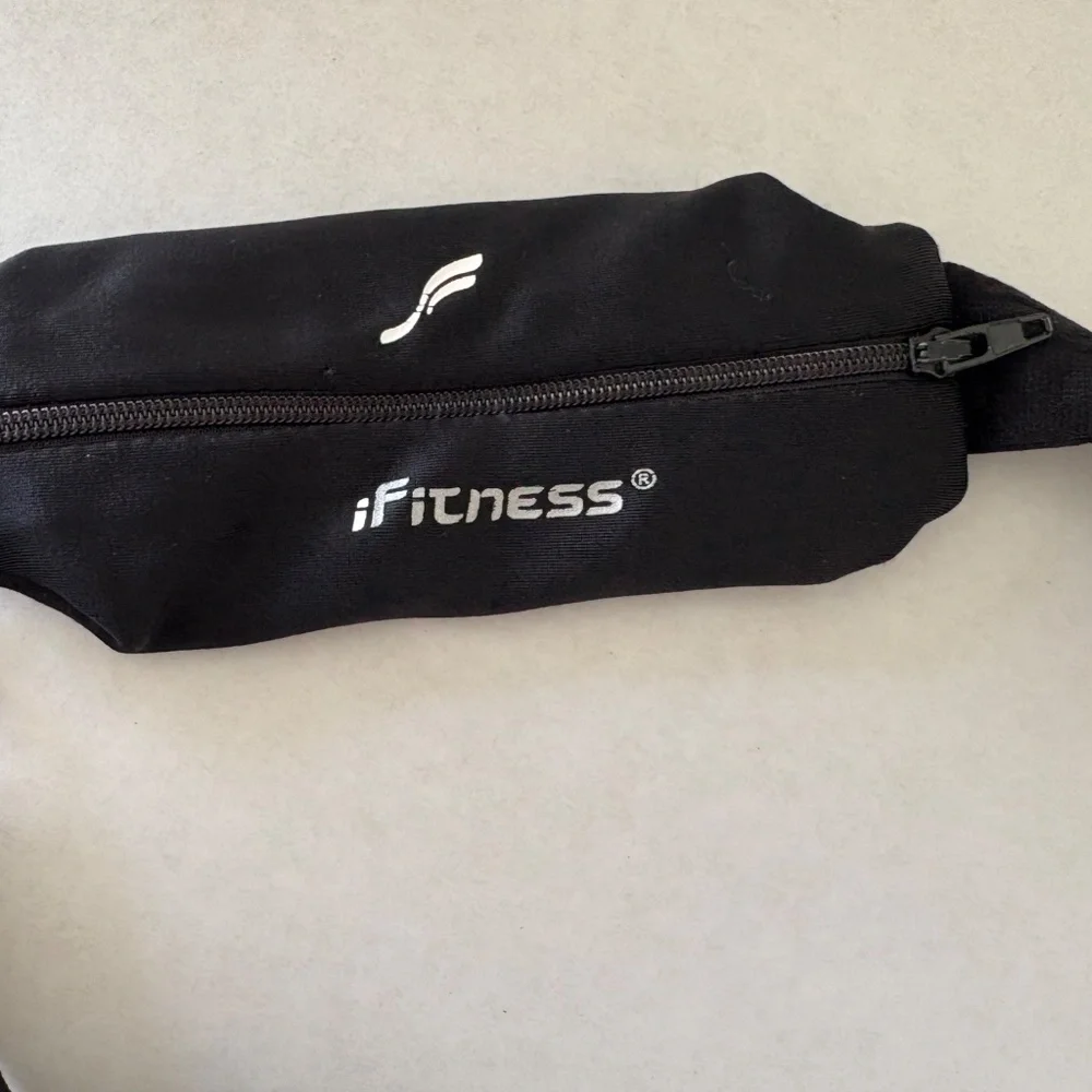 Fitness Adjustable‎ Black Athletic Belt.